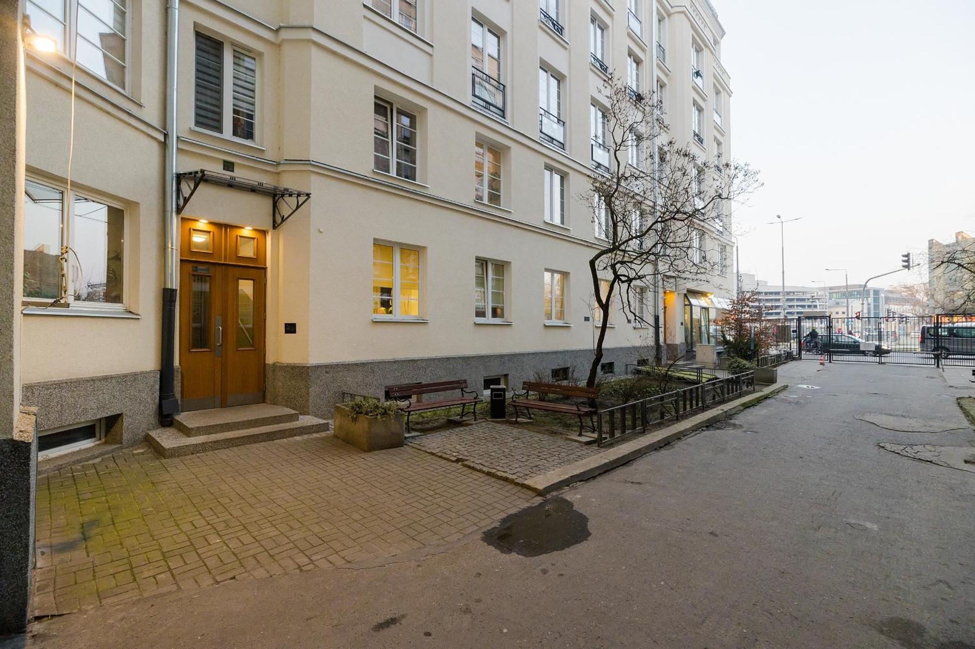 Shortstaypoland Targowa B160 Варшава Экстерьер фото